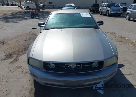 2008 Ford Mustang V6 Deluxe/V6 Premium from USA, damaged, VIN 1ZVHT80NX85172410